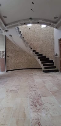 ابو محمد (٠٧٧٠٢٢٤٣٩٦٤ ) لعمل السيراميك والمرمر والبورسلين وبيات الدرج ...