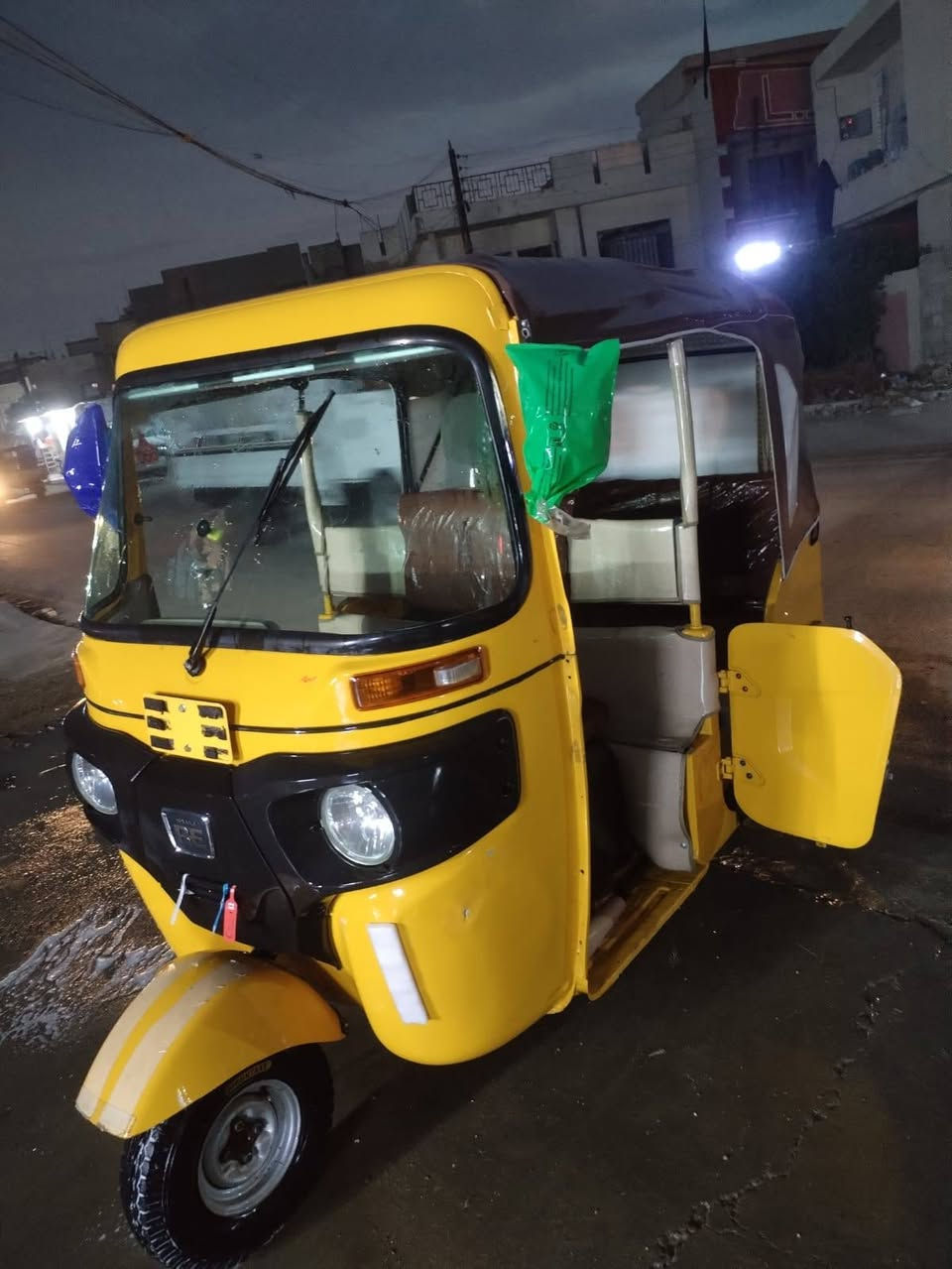 سلام عليكم تكتك موديل ٢١ مكينه وكشر مكفولات بدون أوراق ضايعه ستفسار على رقم *********** بغداد شعب قرب محطه سما بغداد رقم بي وتساب
