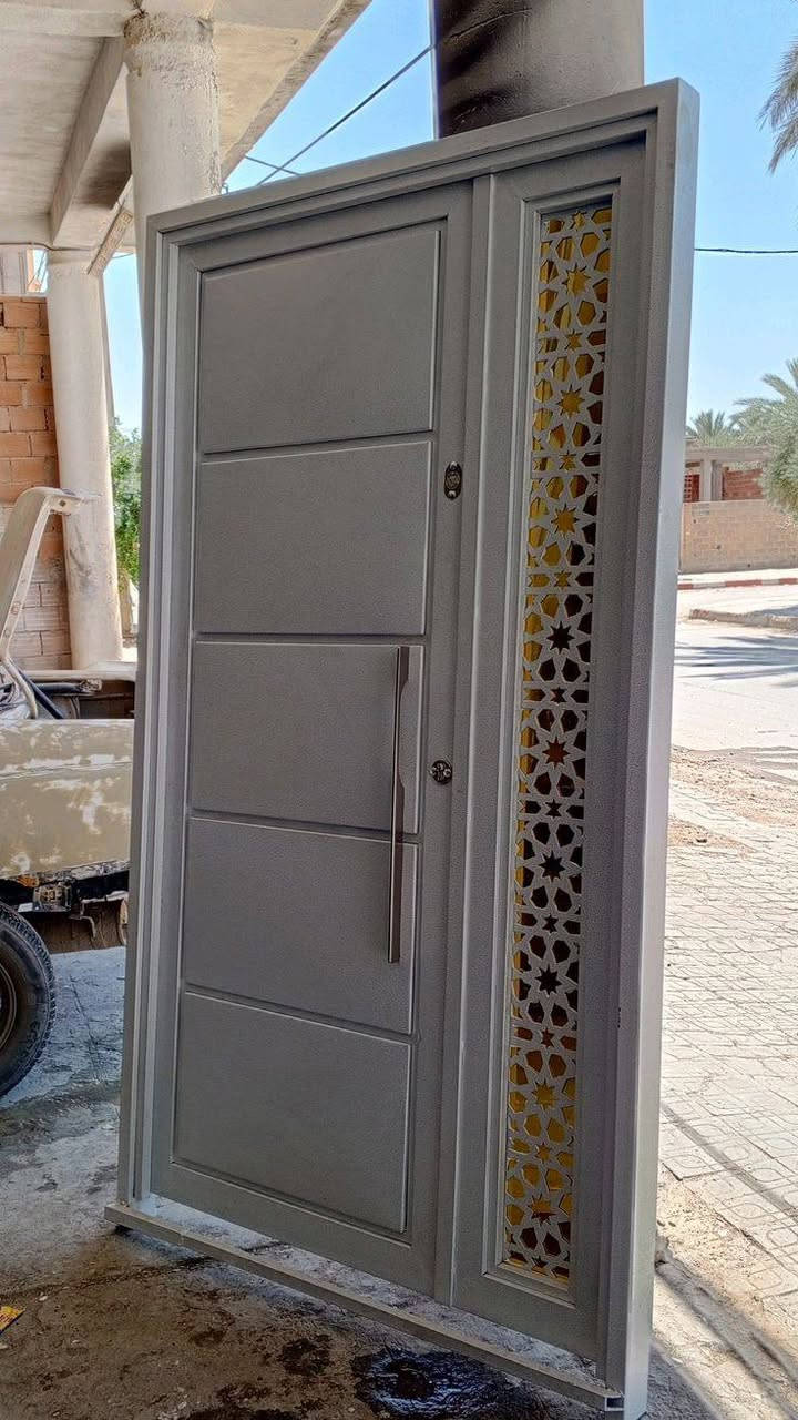 نقدم جميع أعمال الحدادة وصبغ كافة أنواع الحديد باحترافية عالية، تنفيذ أبواب وشبابيك،، سياجات، مظلات، هياكل معدنية وكافة الأعمال الحديدية الحديثة والكلاسيكية.
✅ حدادة جميع أنواع الأبواب والشبابيك
✅ صبغ كافة أنواع الحديد بأجود المواد
✅ تنفيذ حسب الطلب وبأحدث التصاميم
✅ جودة عالية وأسعار مناسبة
📍 العنوان: السماوة
📞 للاستفسار والحجز: (‏‪***********‬‏)
