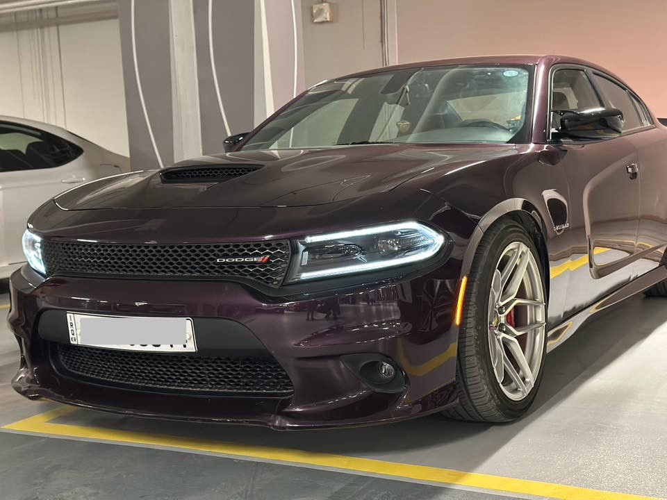 Rt 2022 5700
اللون البنفسجي الجديد
قطعة مميزة ونادره

فجوج برمبو وصدر ودبلات صفر وحداديه  مال سكات من 

الشركة

كشنات تبريد وتدفئة 

كشنات كهرباء

ستيرن يصعد وينزل كهرباء 

كشن خلفي تدفئه 

رادار جانبي ونظام ترحيب

نظام صوت harmon kardon 12 سماعة 

حساس خلفي

كشنات الكنتارا دشبول جلد دبل خياط 

ستيرن حرف D بلادي سماعات هارمن كاردون 

 صالنصات بلاديactive exhaust 

كلين تايتل بدون اي حادث حتى الدعاميات مكفوله 

ماشيه ١٦ ميل

الي يدور رخيص وراكضه متفيده

***********
