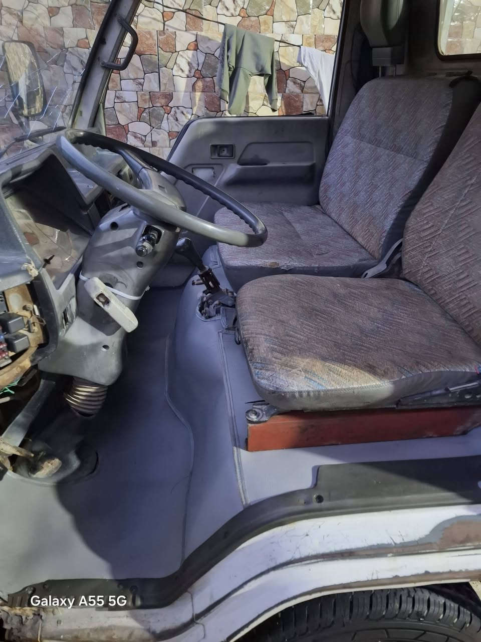 السلام عليكم
للبيع كنتر موديل ٩٢ ١طن  رقم نجف مشروع وطني شرط التحويل لاصبغ ولا ضربه سيارة بلاديه سعر مناسب عنوان بعداد *********** بي واتساب
