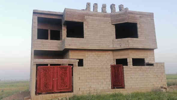 للبيع: هيكل بيت طابقين – مساحة 120 م² – موقع ركن مميز في جمعية إسكان المثقفين
للبيع هيكل منزل حديث البناء بمساحة 120 متر مربع على قطعة ركن في جمعية إسكان المثقفين.
الموقع يتميز بالهدوء والقرب من الخدمات الرئيسة، مع واجهتين تتيحان إمكانية تصميم واجهة معمارية مميزة واستغلال أفضل للإضاءة والتهوية.

مواصفات العقار:

هيكل بيت طابقين منفّذ بدقة ومتانة.

مساحة الأرض: 120م².
***********
