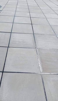 تطبيك كافة الاسطح والدوار الحكومه ب اسعار متميزه  حسب طلب الزبون فلانك...