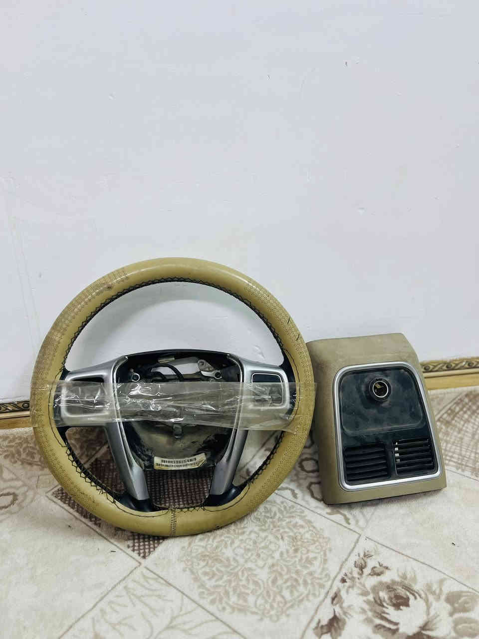 سلام عليكم عندي غراض اوبامه للبيع وصاج مال بوب وصاج مال دشبول  وملاحضع شاشه شغاله بس المس ثگيل معه مسجل جارجر  وغراض كلهن نضيفات وكل عيب مابيهن مكاني كركوك ‭0771 704 4144‬ اتصل وتدلل
