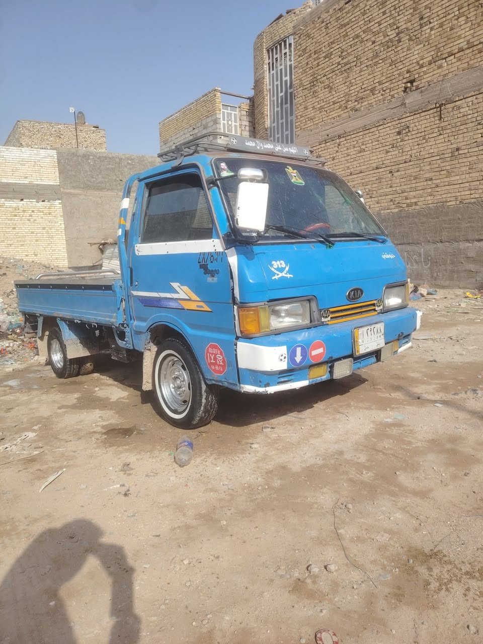 كيه حمل موديل 93 رقم الماني سنويه عضم عاج راعيه مانداله كير ومحرك حداديه نضاف شاصي مكفول رقم شاصي واضح السعر 30 وبيه مجال الشراي ***********
