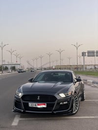 موستنك • ٦ سلندر • حادث قطعتين