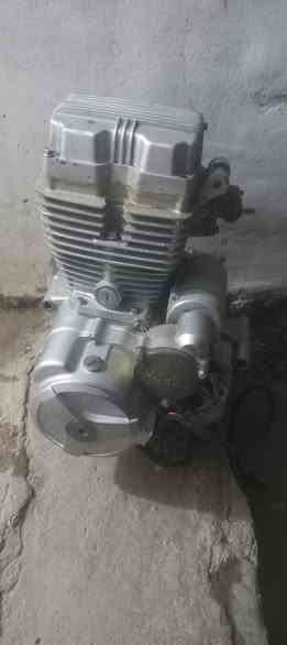 اسلام عليكم محرك ديوان مديل ٢٢ شغال عل فحص ب ١٢٠ الف وبي مجال وسبير صقر جوب ب ١٥ غفل بغداد المعامل البستان ***********
