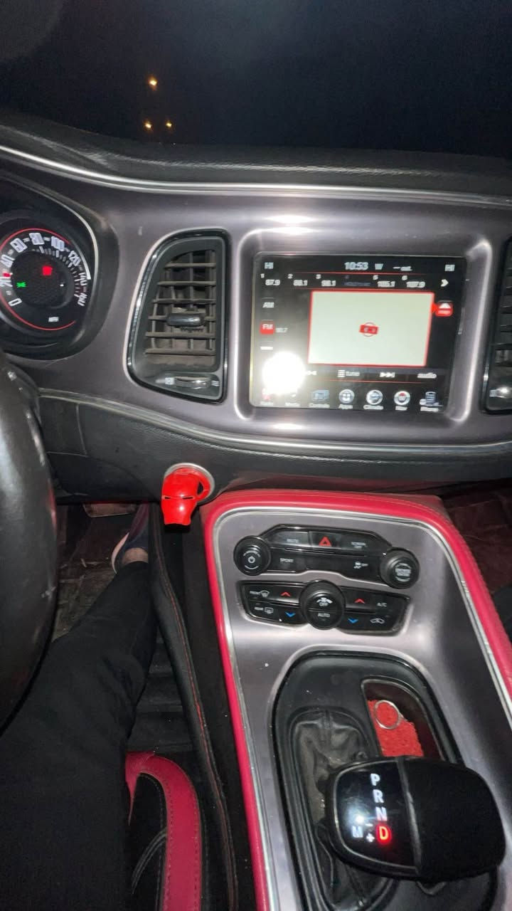 سلام علیکم 
Dodge challnger Sxt 2017 
گێر محرک اکسل کبس مکفول
شاشە کبیر
ویل هیلکات 
رقم سنویە جدید 
سیارە جاهز مابی مصرف
۳ قطعە صبغ 
سعر ۱۳۹ ورەقە
واتس
0 7 5 1 7 2 2 7 2 3 2 أربيل, العراق
