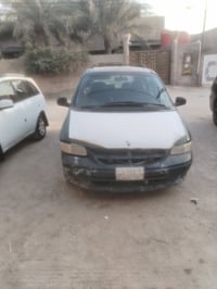 دودج كرفان • ٢٠٠٠ • ٧ راكب