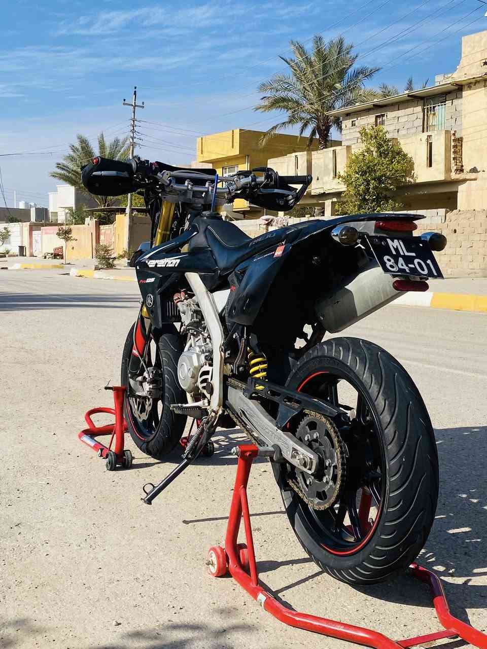 سلام عليكم 
دراجة  ياماها ياباني قفاز 125cc كفالة عامه بحالة وكالة و الصور تحجي و الفديو بيه توضيح الها اوراق اصولي مكاني ديالى كنعان السعر خاص او هاتف *********** اخون اذا مو شراي راجاءً اعبر منشور 
وشكراً🖤
