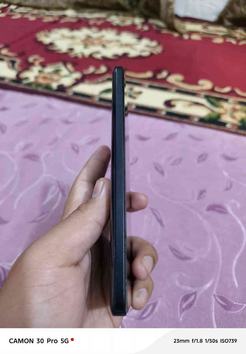 شاومي 13t للمراوس
بأقل منه مع فرق 

المعالج دايمنستي 8200 ببجي 120 فريم

الكاميرا فلاكشيب 

ذاكره 256 عشوائيه 12+12

للاتصال 

***********
