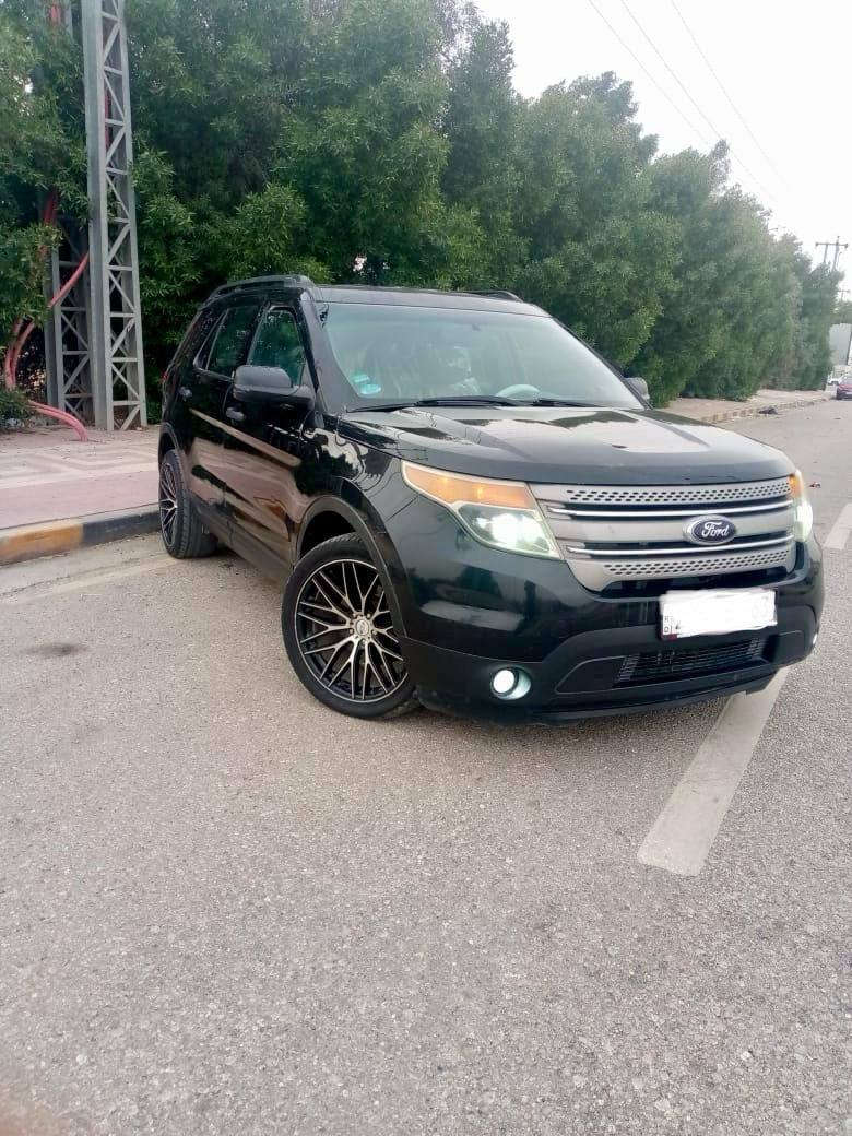 السلام عليكم فورد اكسبلور موديل 13 للبيع ومراوس بيها قطعه واحده باب اكس السائق والباقي صبغ ملون محرك جديد حداديه جديده تبريد ثلاث قطع تخم تاير حلوه وجاهزه من كل كلشي رقم ذي قار باسمي رقم انجليزي تحويل ثاني يوم السعر 140 عنوان السياره نجف ***********
