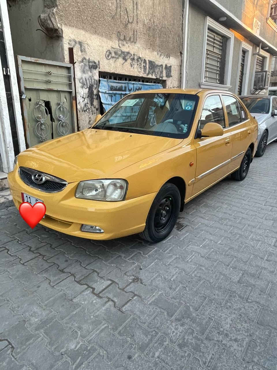 ‏سلام عليكم فيرنا 2014 سيارة باسمي ‏مكينة مقفولة كير مقفول ￼هيه غرامات كل مصفرة ‏تخم ‏ ‏تاير جديدة السعر 73وبي مجال بغداد ***********
