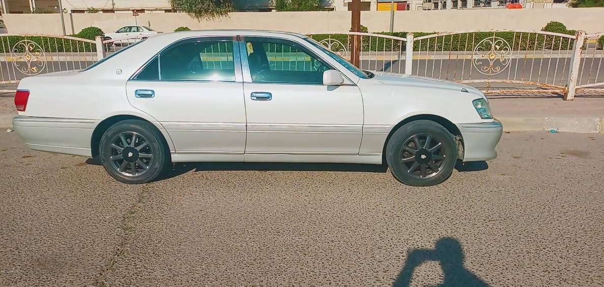 سلام عليكم ملكه2000 رقم بصره 2دكم مكفوله من الكصه ونقل الجثه والعيب الشرعي مشروع وطني سياره جاهزه من كلشي مال جناي  للستفسار اكثر *********** مكان السياره ميسان قضاء المجر  مكلف بل نشر
