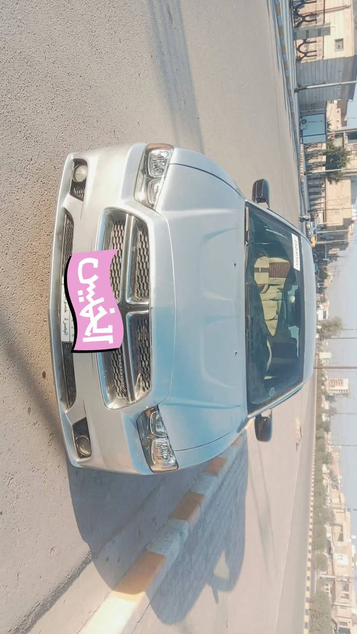 السلام عليكم سياره جاجر مديل 14دوات دوات  متومه رقم وسنويه بصره بيه كص جنطه مكينه وكير خير من الله حداديه جديده تخم تاير تبريد تدفه كل شغال كهربائية مكان سياره ميسان العمارة السعر 55وبيه مجال حك جيه ***********ملاحضه سياره مصبوغه جماليه
