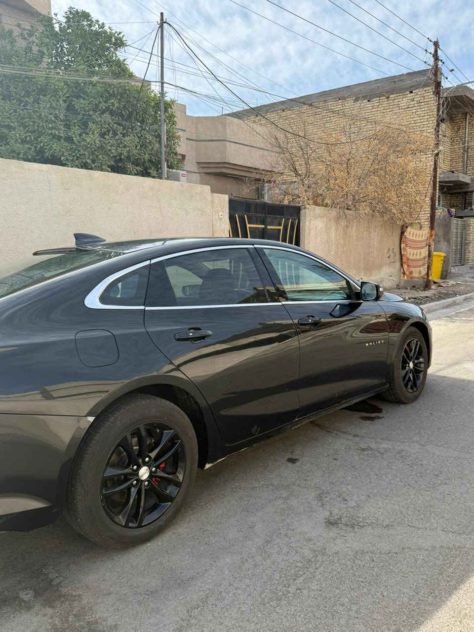 السلام عليكم
للبيع ماليبو 2018 LT  
حادثهة مبدل بابين الصدر مطابق نفس اللون
وبيهة صبغ شي بسيط بالجاملغ الخلفي 
سونار مالتهة موجود بالمنشور
مكان السيارة الغزالية

السعر:105 بيها مجال بسيط
للتواصل: ***********
