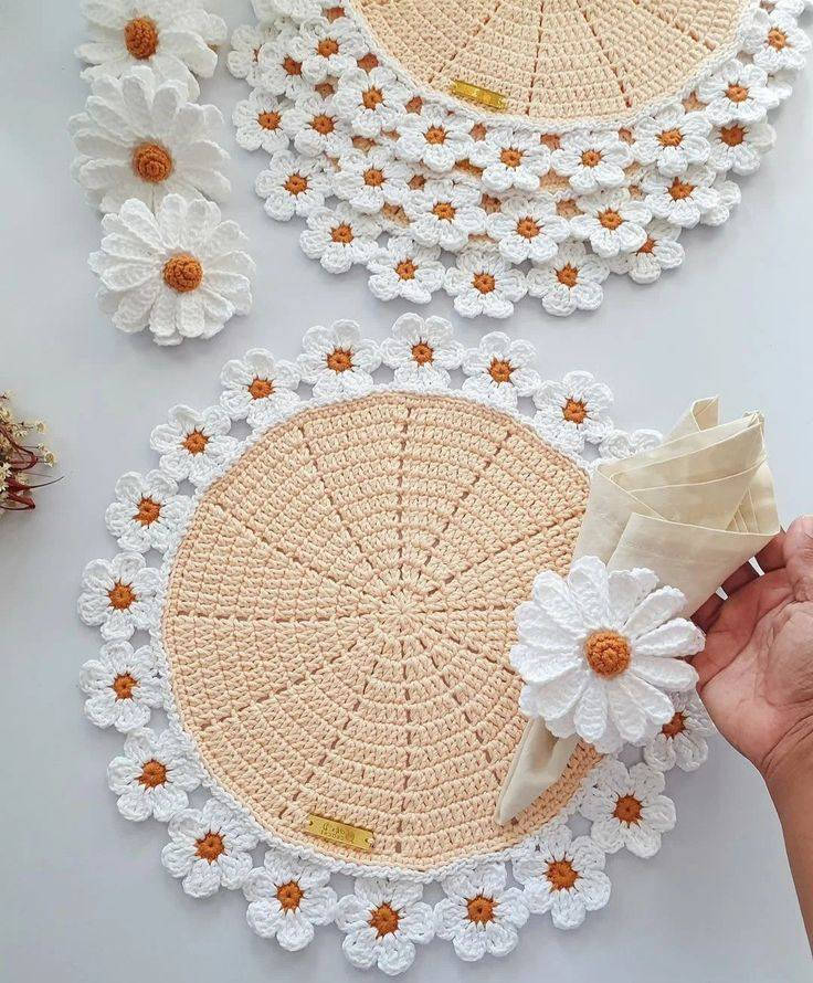 مفرش طاولة كروشيه بلمسة ورود أنيقة 🌹✨#شغل_يدوي #كروشية #مفرش_ورد


**إذا كنت صاحب هذا الإعلان وتريد حذفه لأي سبب، رجاءا أرسل رسالة إلى الدعم الفني**