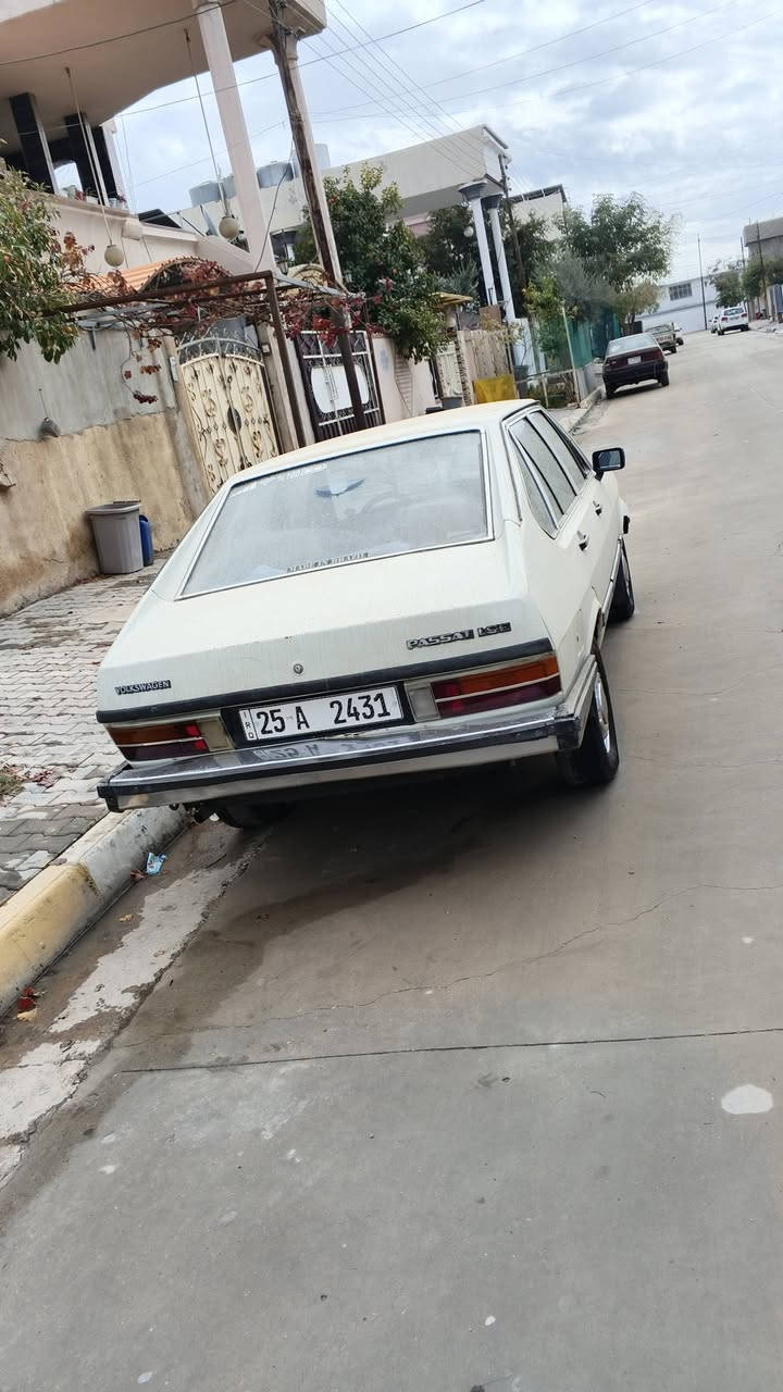 سلام عليكم سياره للبيع برازيلي موديل 1984 مشروع وطني سنويه لحد 2031 رقم الماني كركوك تعمير جديد كير محرك مابي اي عيب كهربائيات كله شغال بدون اي ضربه وسياره جاهزه صبغ عام للجماليه فقط بدون ضربه سياره شرت التحويل سياره باسمي سعر
💸37 // ***********
