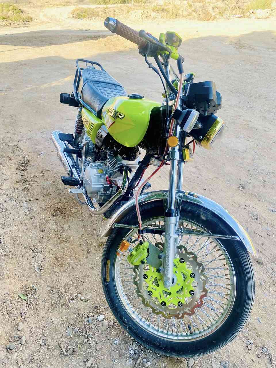 السلام عليكم تايكر هونزدا  ٢٠٢٥ أوراق كامله مكفوله كفاله عامه من كلشي كير مكينه كارتون السعر ٧٢٥ وبيها مجال ***********
