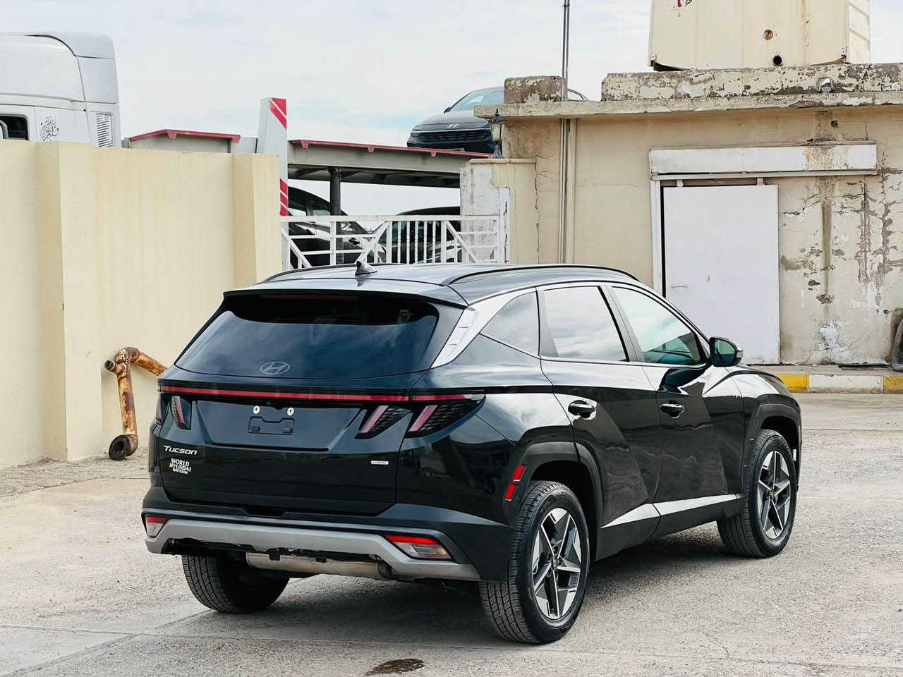 هونداي توكسون2025
سلام عليكم اخوان
رقم شاصي موجود بمنشور قبل اتصل شوف حادث
سياره كلين ما بيها صبخ 
طلع قتع واحد كلير أمريكي (جملغ امامي )
بدون دواخل بدون ارباك 
مواصفات فول فول 1/1
رقم كاتي تترقم محافضات اقليم 
سعر170$ مجال بسيط
لاتصال و استفسار ***********
واتساب /فايبر/كورك 
مكان عقره بين دهوك /اربيل أربيل, العراق
