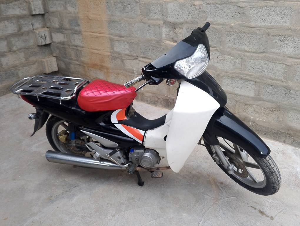 موطور البيع سلفيز نضيف كامل السعر 550وبي مجال مكانة صلاح الدين الضلوعية ***********
