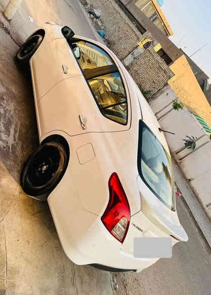 نيسان سني
موديل 24 
ماشي 6 الف 
تحكم استيرن 
حساس خلفي 
كامره 
محرك 1500
شاشه 
اشاره بلمرايه
جنح خلفي 
قطعتين تبريد 
اربع جام كهرباء 
رقم اربيل بسمي 
مكفوله من صبغ او تبديل بيه بارد باب صدر
مكان سياره بغداد نفق الشرطه 
تلفون ***********
