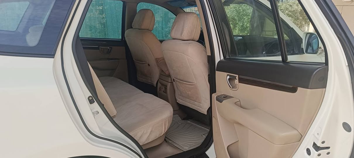 سنتافي 2010خليجي 
2/بدون صبغ 
3/كير شرط/ محرك بداية نفخ
4/سلايد+حساس خلفي+بدون بصمه/سويج
5/مثبت سرعة محرك سته 3500
6/شاشه+كاميرا+طاير شد جديد+مراية شفط
7/رقم نينوى مشروع وطني 
8/سنوية لحد 2029 بسمي 
9/(شرط تحويل)
10/كابون بنزين اكتروني 
11/السعر 160 بيا مجال للطيبين 
اخوان بس إلي شراي يخابر وتحياتكم رقم ***********
