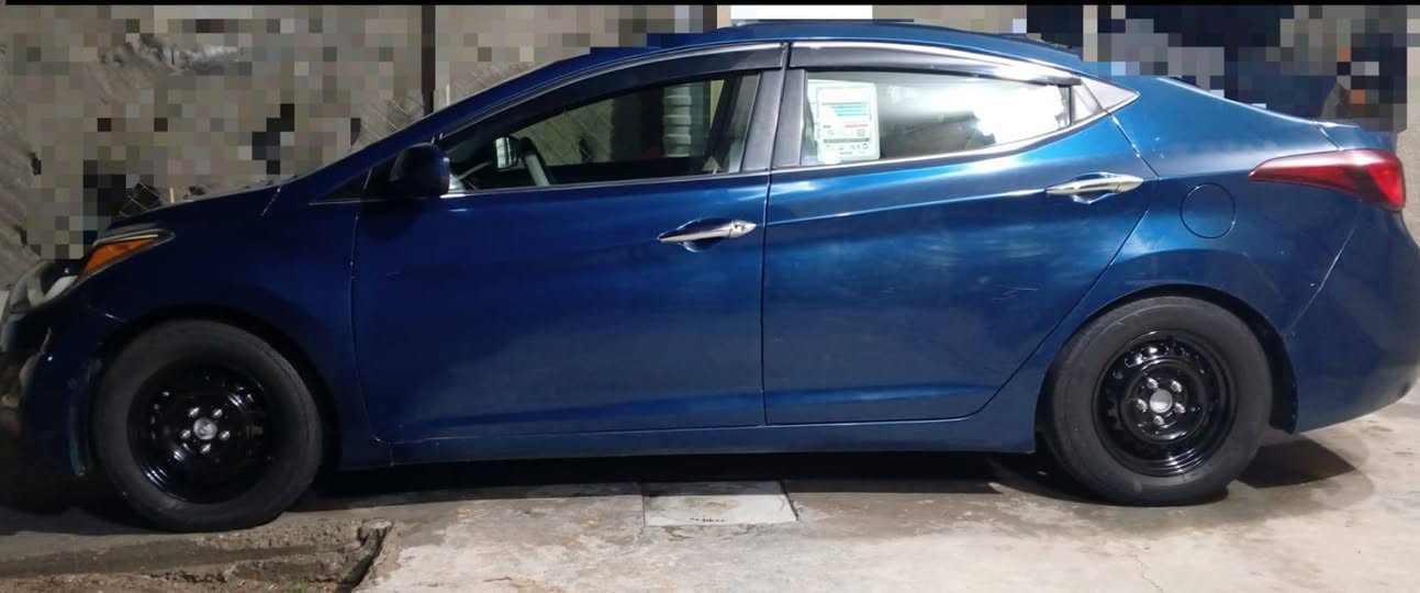 من رخصة ادمان الكروب 
يالله السلام عليكم 
الانتره لون ازرق  وارد امريكي مديل 15 
رقم بغداد الانكليزي
ضرر تكمه جو  باب السائق بدون دواخل مكينه 2000
مكينه كير مكفولات صدر جديد تخم تاير جديد دوشمه جديده 
 تحكم ستيرن سياره فول واحد على واحد 
ترايك وين ماتريد تبريد تدفئه   شغال فتحه سقف  سنويه الغايه 27 تحويل مباشر 
سياره مال جناي السعر 108
رقم الهاتف:***********
غير متواجد على فيس
