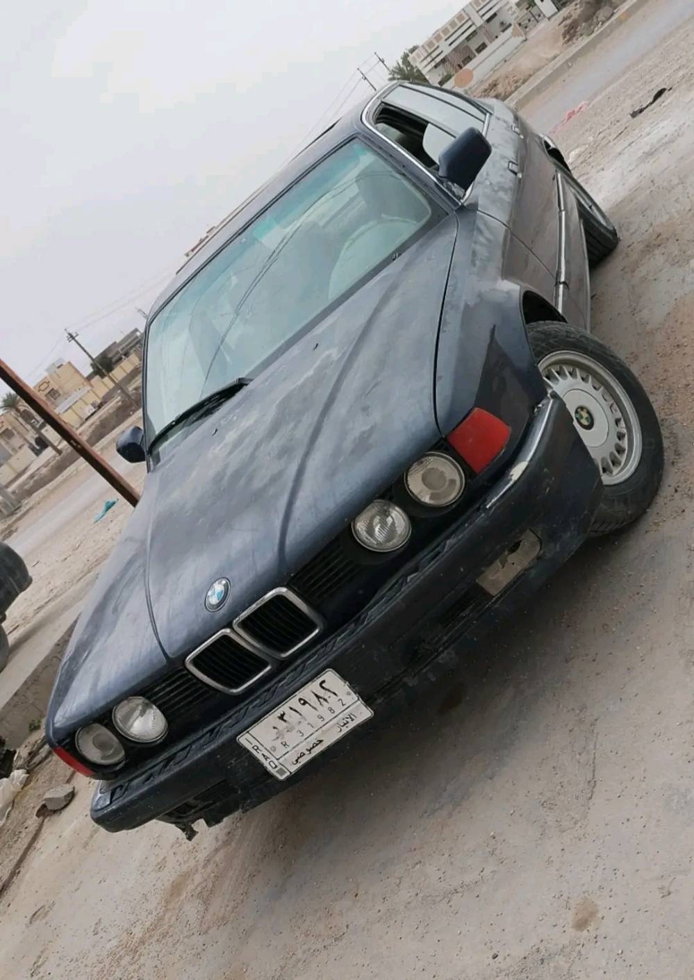 اسلام عليكم BMWموديل1991.كير محرك كله جديد بيها نقص واحد بس الجام ميصعد سياره كلش حلوه بيها نشاط قوي سعرها 34بيها مجال