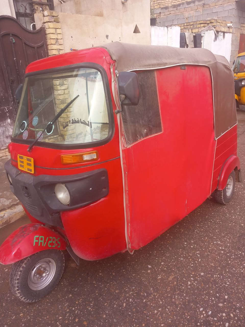 سلام عليكم تكتك لبيع موديل 2017 تكتك حلوه وجاهزه مكينه مال عشرين سعر 3100 للعنوان ميسان المجر الكبير الاستفسار ***********
