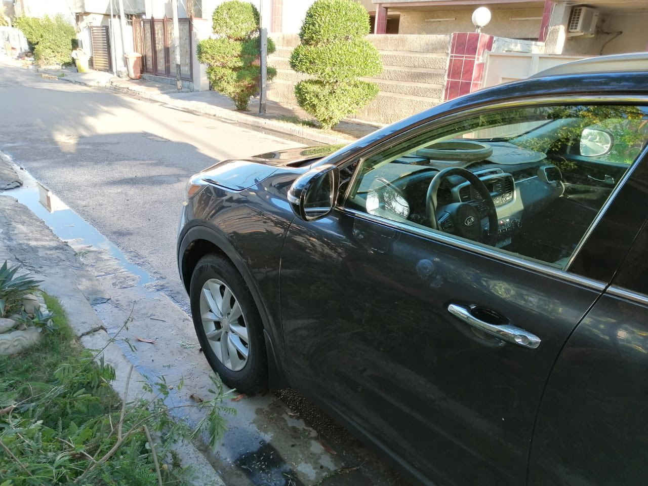 سورنتو 17 للبيع امريكي 4سلندر 5 راكب رقم أنبار مكان السيارة بغداد نص جاملغ صبغ السعر 162 الأتصال على ***********
