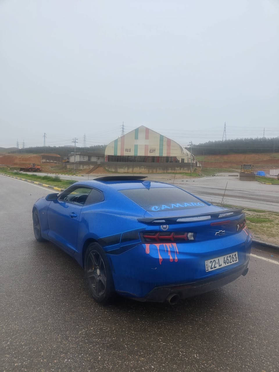 شوفرلیت کامارو 2017 
محرک اربع سلندر 20 توربو
بولند صبغ بدون دواخل 
مکان سیارە زاخو 
سعر 110 ورقە و مجال 
***********
