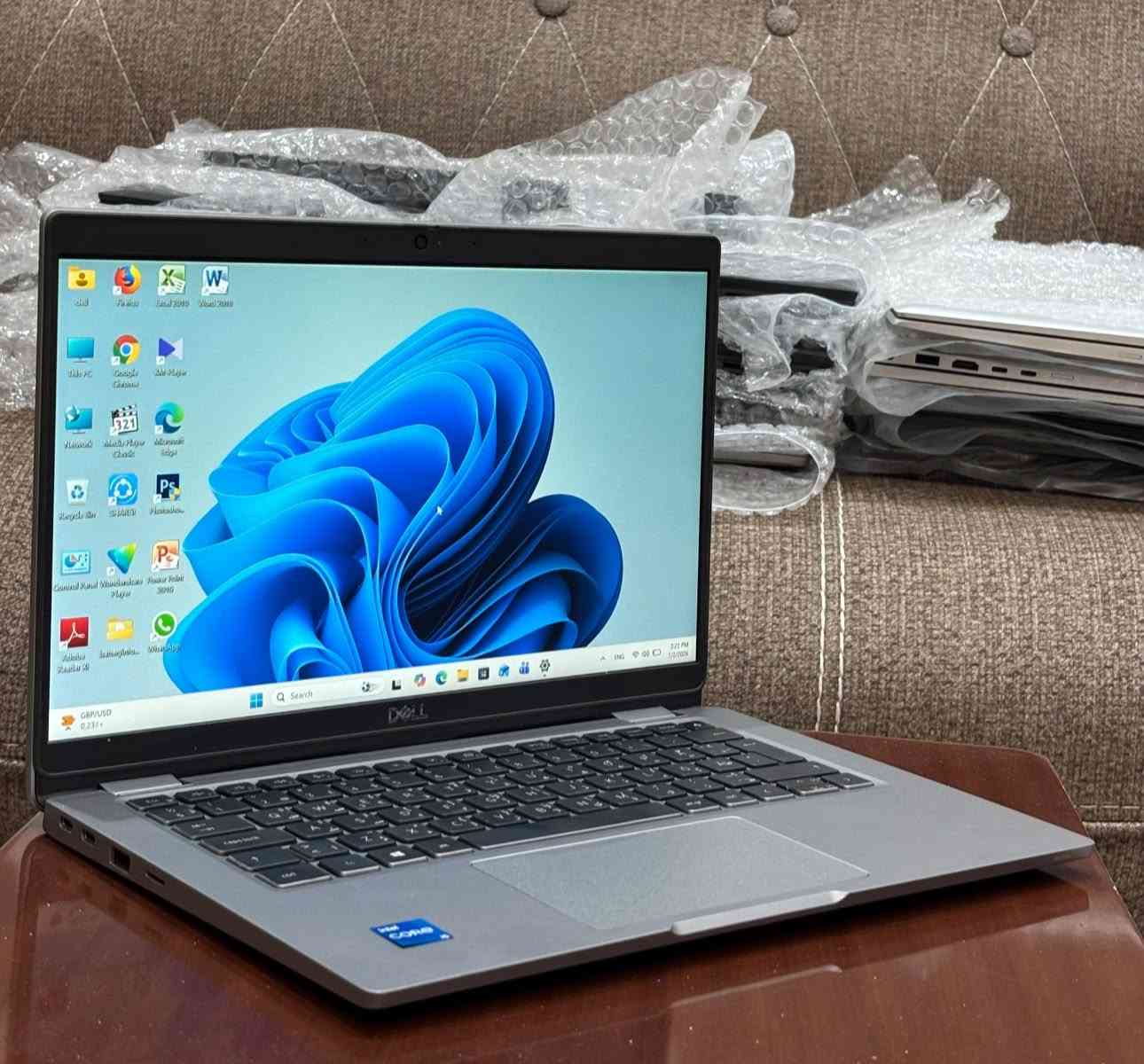Dell 5320 🤍🔥
تجي بمعالج 11th Gen Intel(R) Core(TM) i5-1145G7
الرامات تكون 8 GB ومتوفره نسخه ال 16GB🪄
الهارد PC711 NVMe SK hynix 256GB سرعه عاليه🔥
كرت الشاشه Intel(R) Iris(R) Xe Graphics⚡️
كيبورد ضوئي🌟
كاميرا مع غالق للكاميرا 🪐
السعر :325 شامل التوصيل لنسخه 8GB
السعر:375 شامل التوصيل لنسخه 16GB


**إذا كنت صاحب هذا الإعلان وتريد حذفه لأي سبب، رجاءا أرسل رسالة إلى الدعم الفني**