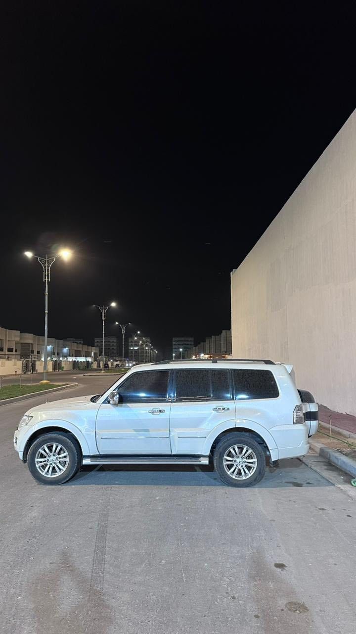 باجيرو ٢٠٢٠ كفالة عامة حبتور

 

باجيرو ٢٠٢٠ كفالة عامة حبتور

لون ابيض صدفي

رقم بغداد بأسمي شخصياً 
12 ايرباك / 
دمام 12 سماعة(روكفورد) / 
حساسات خلفية / 
ABS/
مانع انزلاق/
 كروس سرعة / 
فور ويل 4 وضعيات / 
نضام النزول من المنحدرات/
 نضام lock للاكسل الخلفي اثناء التغريز/
كشنات جلد تحكم كهرباء / 
تبريد 3 قطع / 
مري شفط / 
نضام ترحيب / 
ثلاجة بالجكمجة / 
3 جهات تحكم ستيرن / 
حاكية بلوتوث / 

مكينه ٣٦٠٠ كفالة برغي ما مفتوح بيها 

مكاني بغداد
***********
السيارة بيها ملاحظات بسيطة
