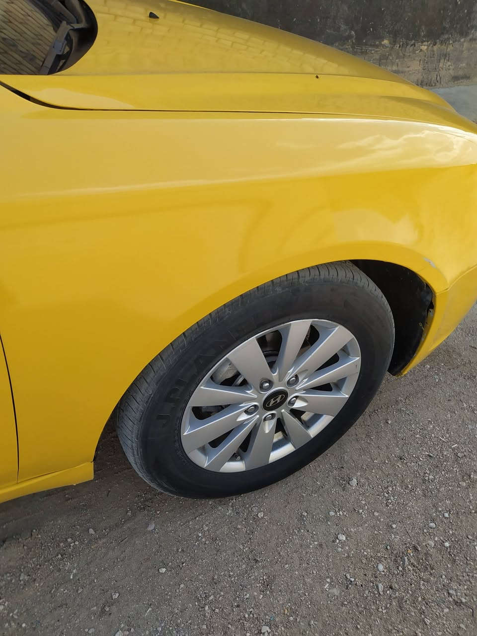 سوناته خليجي  موديل 2010رقم انكليزي بابل سنويه 2030 حادثه جاملغ امامي  محرك 2400 مكان السياره كربلاء مسجله خط كربلاء  بغداد السعر98وبيه مجال قليل  اي تفاصيل الاتصال على الرقم ***********
