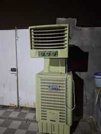 مبردة • حجم كبير • نظيفه