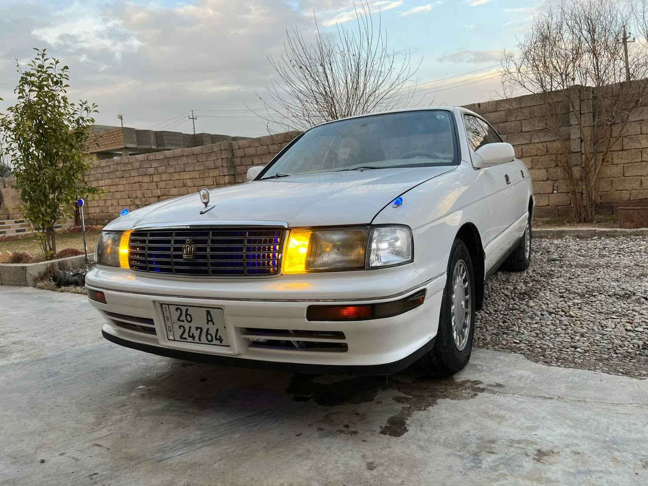 السلام عليكم سياره بطه منفصل للبيع موديل 1993 رقم صلاح الدين دولي بسمي 
محرك كير 3000 شرط تدفئه تبريد شرط 
صدر تايرات كلو نضيف بدون صبغ بدون كص شرط سعر 72 وبيها مجال قليل
اتصال ***********
