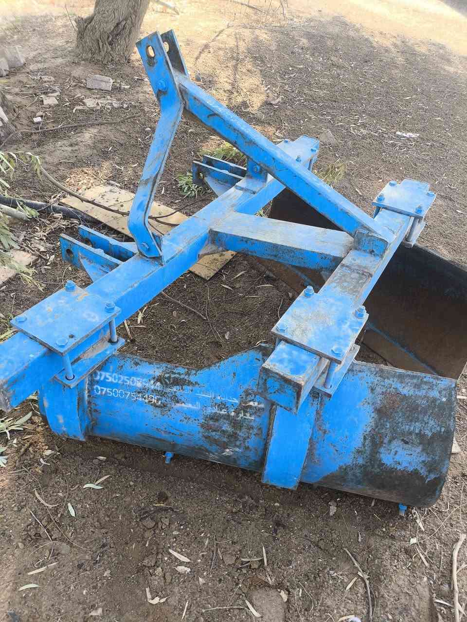 للبيع معدات زراعيه مستعمله شي بسيط فدان معدلاان مرازه***********
