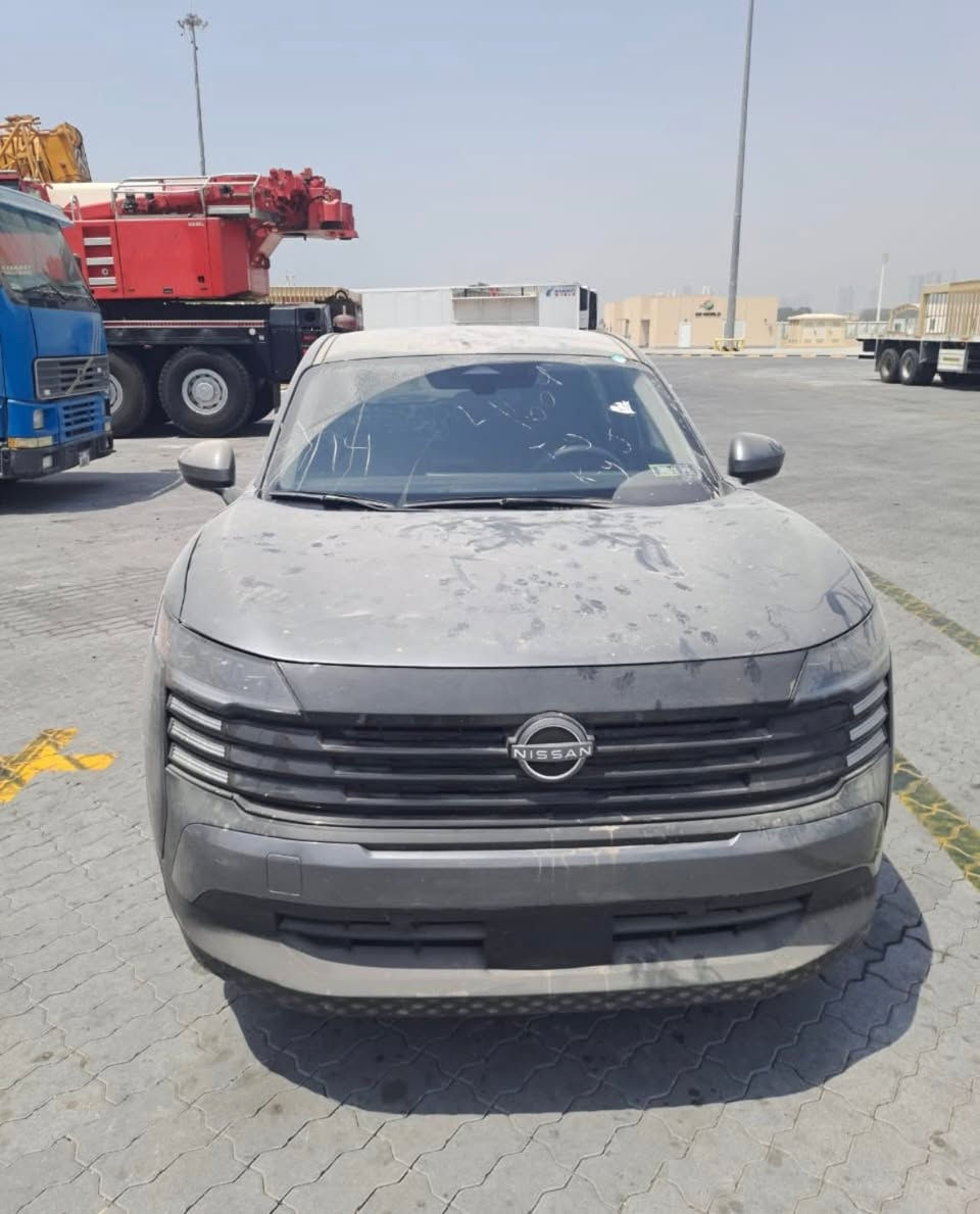 تحية طيبة لجميع المتابعين 
تم شحن السيارة من دبي إلى العراق السليمانية. مدة الوصول تقريباً ثلاث أسابيع. 

للبيع نيسان كيكس موديل 2025
المواضيع SV، العداد 6 الاف ميل فقط👌. 
محرك 2000. 
الضرر كما هو واصل في الصور. 
ربع بنيد صبغ فقط. 
چاملج طرف السائق بلادي كان موجود في السيارة من امريكا. 
*جميع الإرباكات سليمة. 
الشاصي سليم 100%100. 
السيارة بدون دواخل شرط الفحص. 

السيارة تدخل الى العراق كاتي تترقم شمال العراق. إربيل سليمانية دهوك 

للاستفسار اكثر عن السيارة يرجى الاتصال على الرقم وآتساب 
0046720399716
ابو آدم.


**إذا كنت صاحب هذا الإعلان وتريد حذفه لأي سبب، رجاءا أرسل رسالة إلى الدعم الفني**