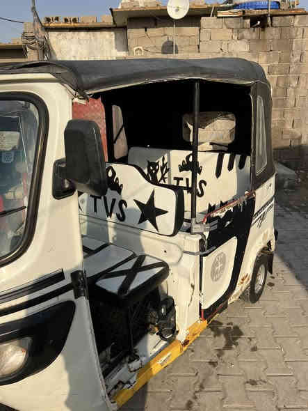 تكتك لبيع TVS مديل 2021محرك مكفول ما مفتحوح برقي واحد بي رقم وسنويه بسمي سعر 6ونص بيه مجال قليل ***********
