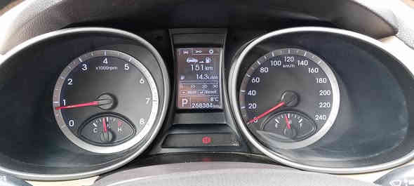 سنتافي 2014بدون صبغ بودن اي نقص رقم دهوك الجديد 7راكب
 كشن سايق كهربائي
 مري شفط
 اضائة ترحب بالمري
كامره خلفية
السعر 170 وبي مجال 
للاستفسار 
***********
واتساب
