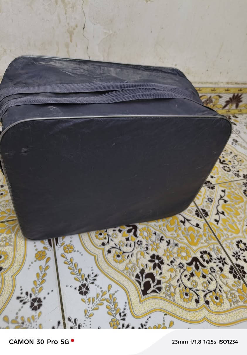 سلام وعليكم جادر. البيع والله ولامفتوح ابد ولاطالع من جيس مالته اشتريته السيارتي وبعتها وماستخدمته ابد اخذته اب 45 الف وريده ب 40 نهايته الشراي بلخدمه مكاني ذي قار قضاء الغراف موجةد خاص وهاذه رقمي ***********
