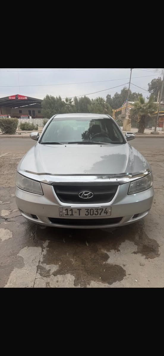 سلام وعليكم البيع سوناته 2008مكينه 3ونص 6سلندو بيهه ثلاث قطع صبغ سعرهه 90$ورقه  السياره جاهزه من كولشي اي نقص ما بيهه مبدل الهه طابوكه جديده حداديه جديده جاهزه من كولشي بكاني بغداد الدوره شارع 60رقم الهاتف ***********
