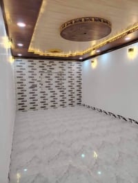 #_بيع_مستعجل  200 طابقين   على شارع المطار مقابيل ملحق القريه ماء وكهر...