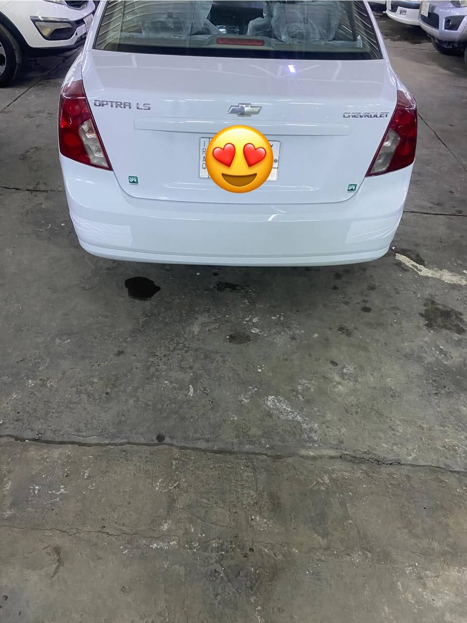 سلام عليكم 
شوفرليت اوبتره 
موديل 2013 
رقم وسنويه جديد 
رقم  بغداد  
سونر موجود
السعر 93 وبي مجال بسيط 
عنوان  بغداد الحبيبية 
للاستفسار  ***********
السيارة مكفولة من الضربة والصبغ عدا طخة بالجاملغ الخلفي مصبوغ فقط 
السيارة على وضع الشركة
