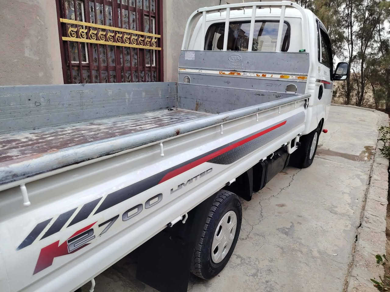 كيه بنكو/2700/موديل/2017رقم واسط دولي بأسمي
سياره مكفوله كفاله عامه من الصبغ والحار والبارد وظع الشركة كير محرك اكسن كفاله حداديه جديده تخم تاير جديد تبريد شغال ثلج مدوشمه مجلده كامل شاصي ورقم شاصي كفاله سنويه مجدده لل /2029تريد تحويل تريد وكاله ابيع سونار سونار السعر/١١٨
سياره جديده جديده واني مسىول عن كلامي
عنوان بابل الشوملي
***********

***********
