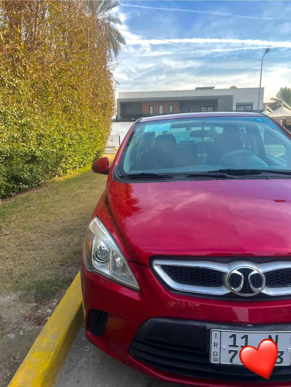 … السلام عليكم
- للبيع سيارة BAIC 
- الموديل : 2019 
- العنوان : بغداد 
- بانزين + تم اضافة منظومة غاز 
- كاميرا وشاشة 
- الداخل : قماش 
- 5 راكب 
السعر 7،900$ وبي مجال 
التواصل : ***********
