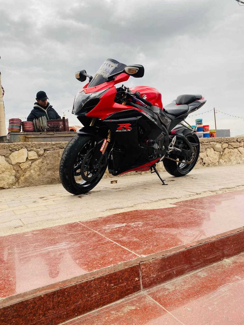 جكسر موديل 13 رقم وسنويه مكينه 1000cc مبرمجه 3مودات  طلقات نار وبك فاير كفاله كير ومكينه تايرات جدد الماني 
عليها منضومه زنون دهن صار يومين من بدلته موتل سلايدرات حمايه اصليه كهربائيات كلها شغاله بانزين كله محسن وسوبر دراجه خير من الله رقم دارجه واسط مميز مكاني بصره ستفسار ع سعر خاص  بدون احراج ما تشتري لا تعبني.يرحم والديك 

واتساب ***********
