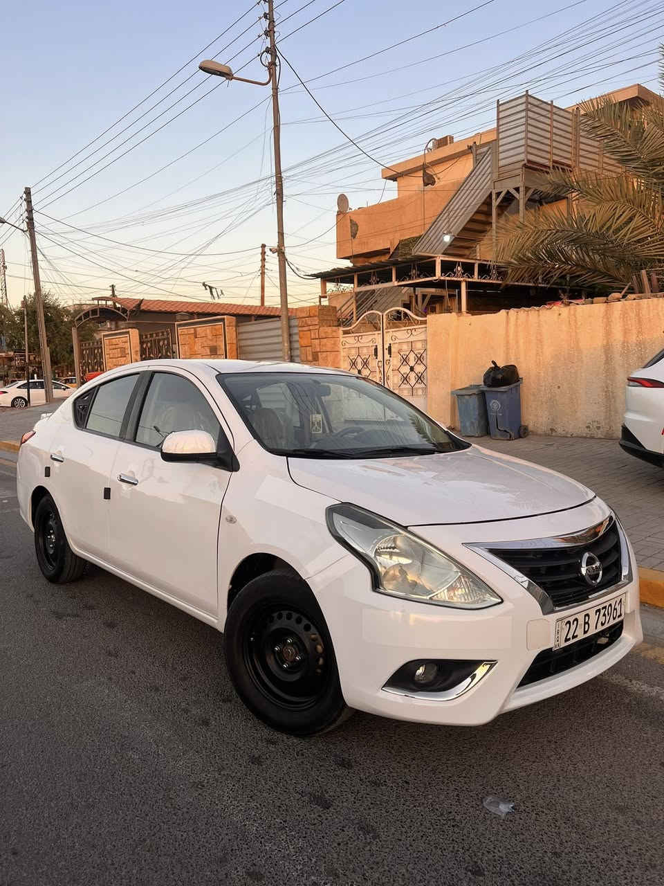 صني موديل 2021 هندي رقم اربيل بسمي هزة جديدة بوجهك تحويل بيها بنيد مبدل وصبوغ وبارد 3 مكانات مؤشر بالسونر حدادية قبل سبوع شادها مابيها نقص السياره مرتبها ومسويلها حمام داخل وغرفتها طالعه جديدة مثل الزيرو نضيفه حيل 
السعر 101  وبيها مجال بسيط  
مكان السيارة بغداد الكرخ ***********
