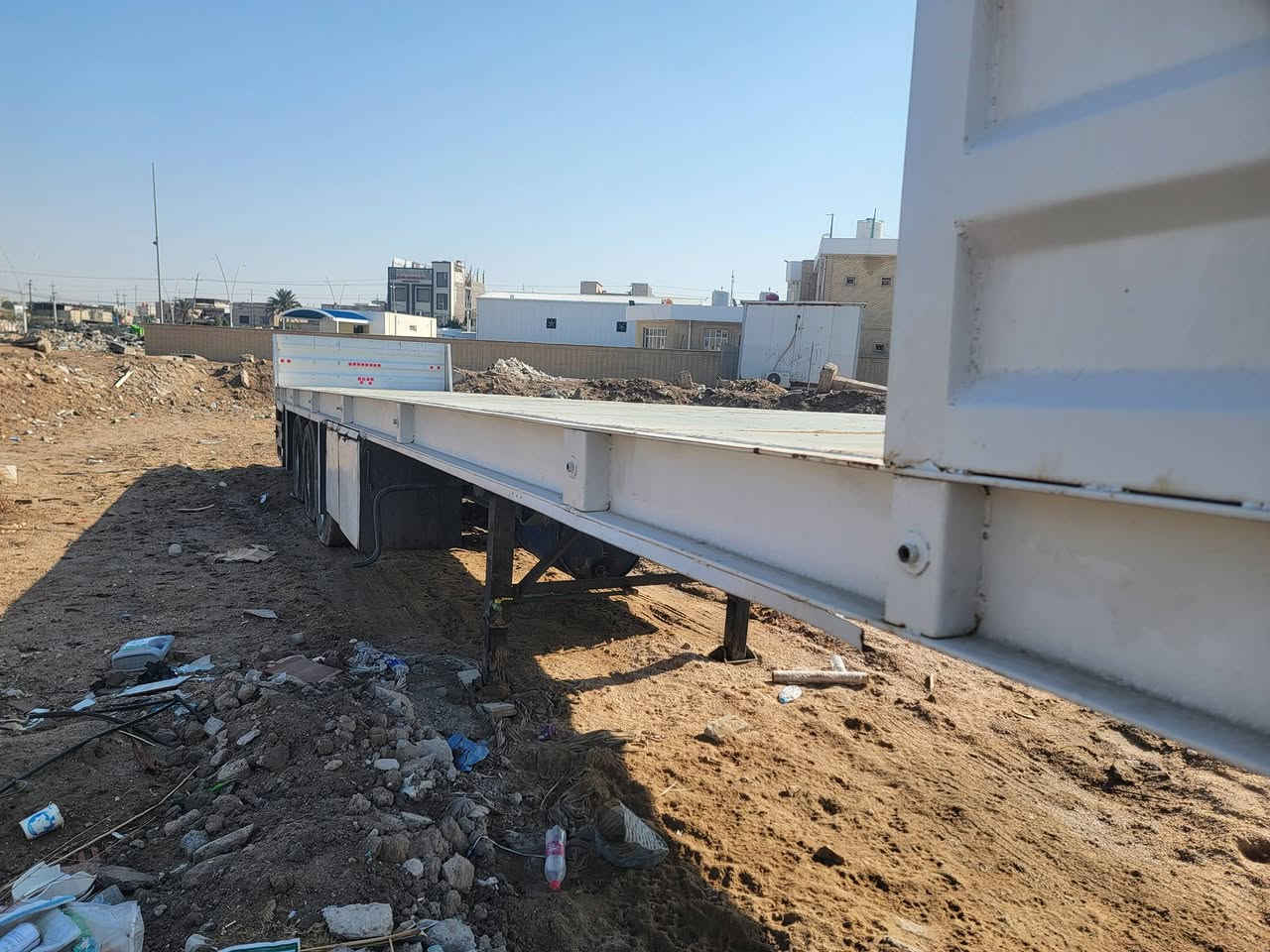 عربانه للبيع جاهزه للشغل
المكان البصره حي المهندسين 
السعر 75 وبيه مجال ***********
